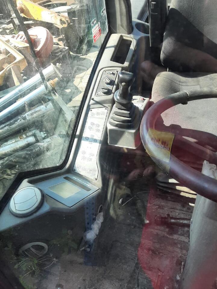 كابينة - آلات البناء Mecalac 714 MW: صورة 6