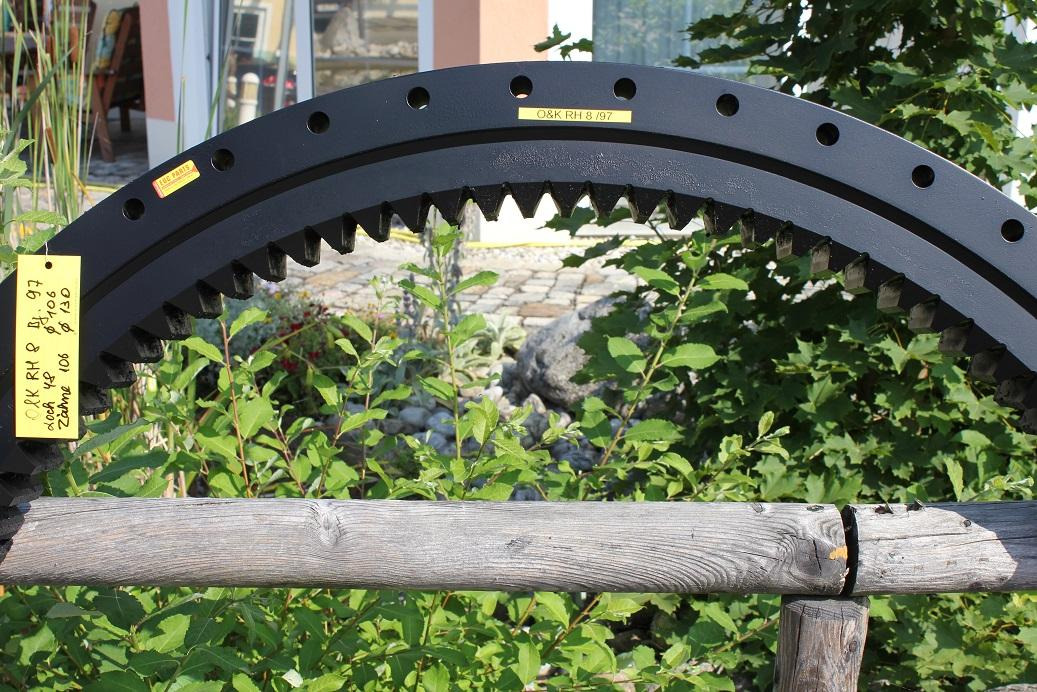 O&K RH 8 - محمل الدوران - آلات البناء: صورة 2 O&K RH 8 - محمل الدوران - آلات البناء: صورة 2