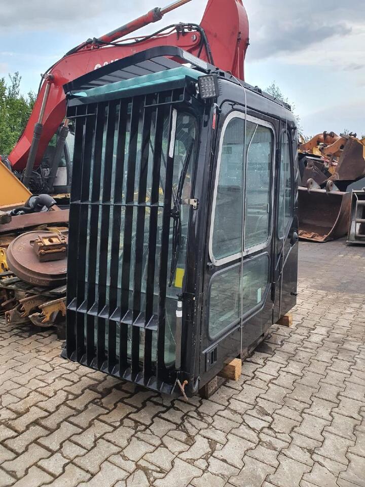 Volvo EC 240 BNLC - كابينة - آلات البناء: صورة 1 Volvo EC 240 BNLC - كابينة - آلات البناء: صورة 1