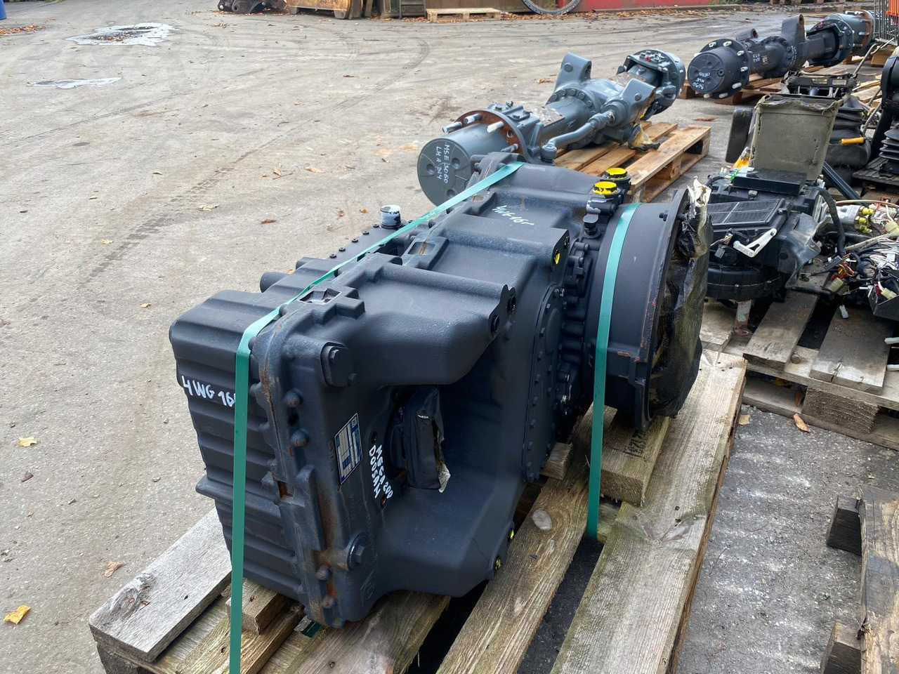 ZF 4 WG 160 - صندوق التروس - آلات البناء: صورة 3 ZF 4 WG 160 - صندوق التروس - آلات البناء: صورة 3