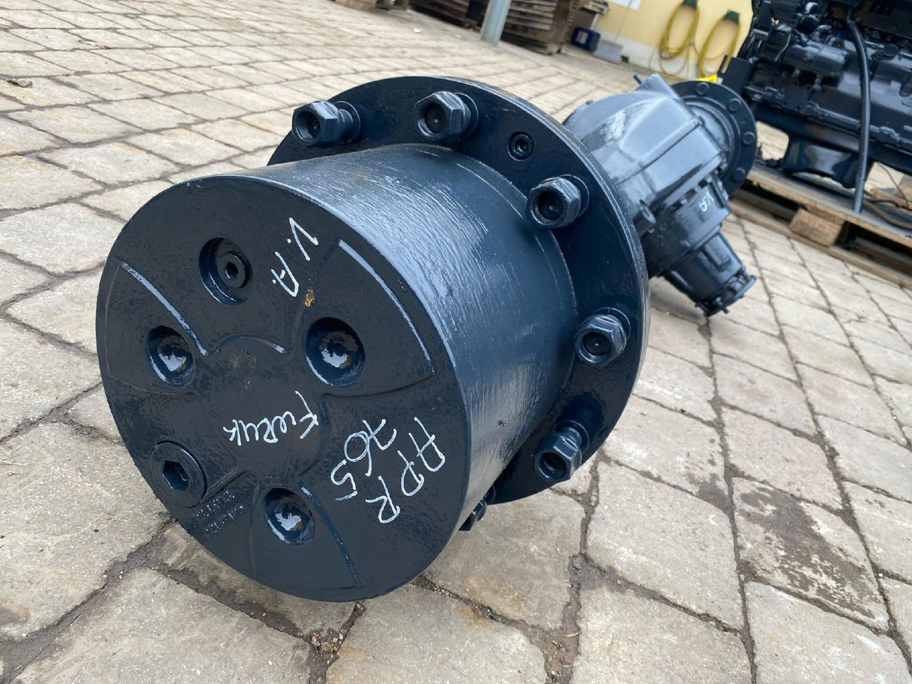 ZF AP R765 aus 320E Furukawa - المحور و قطع الغيار - آلات البناء: صورة 2 ZF AP R765 aus 320E Furukawa - المحور و قطع الغيار - آلات البناء: صورة 2