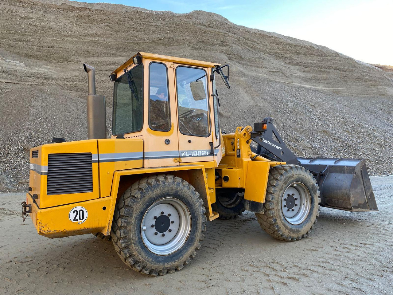 Zettelmeyer ZL 1002 - اللودر بعجل: صورة 5 Zettelmeyer ZL 1002 - اللودر بعجل: صورة 5