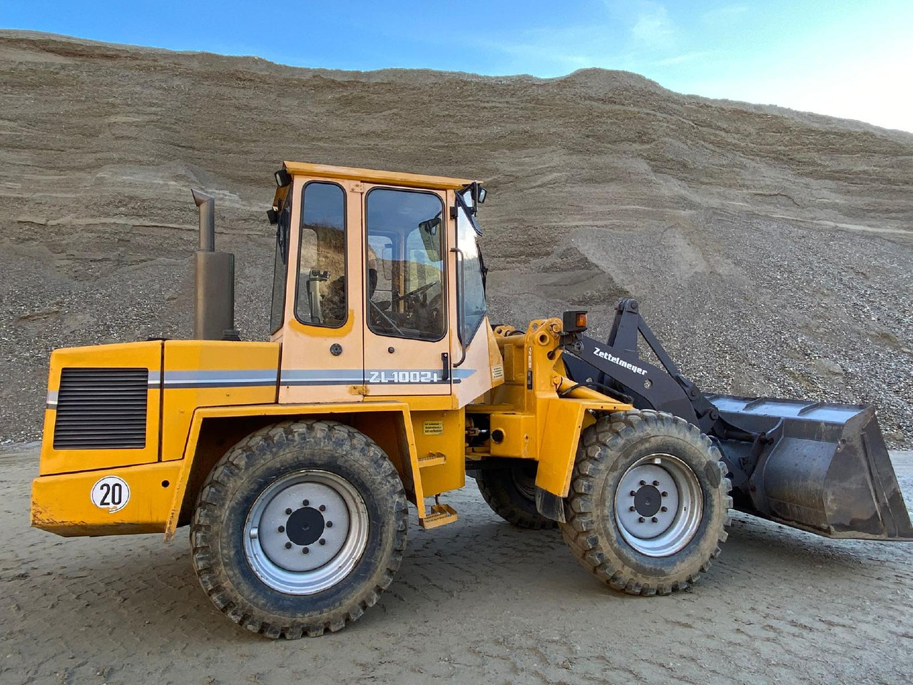 Zettelmeyer ZL 1002 - اللودر بعجل: صورة 3 Zettelmeyer ZL 1002 - اللودر بعجل: صورة 3