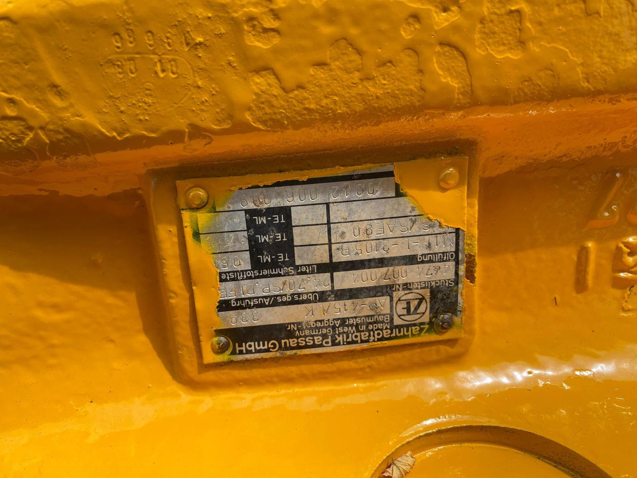 Zettelmeyer ZL 3001 ZF AP 411, AP415 - المحور و قطع الغيار - آلات البناء: صورة 3 Zettelmeyer ZL 3001 ZF AP 411, AP415 - المحور و قطع الغيار - آلات البناء: صورة 3