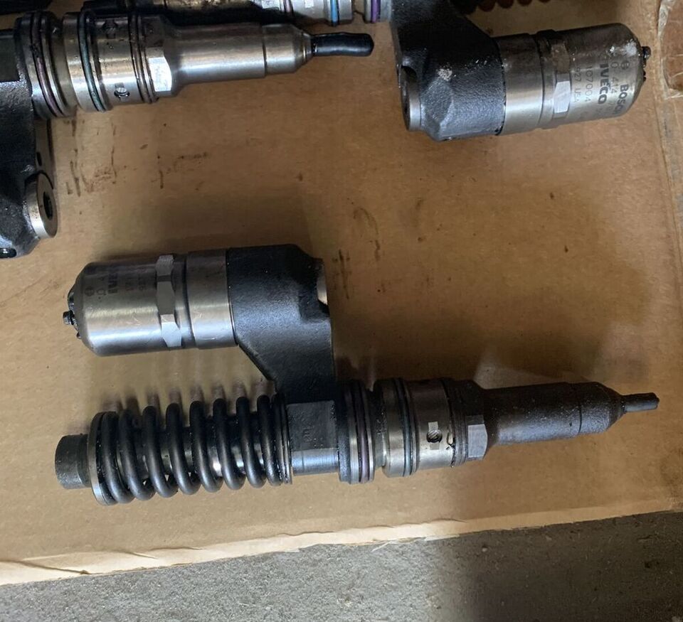 Bosch 0414701006 IVECO Stralis Euro 3,4 New Holland, Case - حاقن - شاحنة: صورة 3 Bosch 0414701006 IVECO Stralis Euro 3,4 New Holland, Case - حاقن - شاحنة: صورة 3