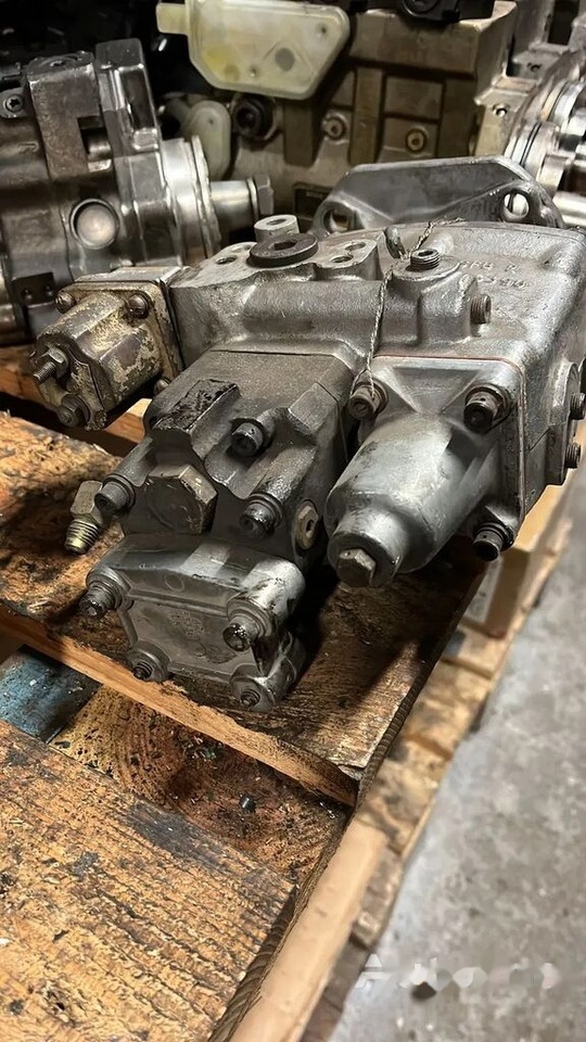 Cummins Wtryskowa 3028302 Cummins truck - مضخة وقود - شاحنة: صورة 1 Cummins Wtryskowa 3028302 Cummins truck - مضخة وقود - شاحنة: صورة 1