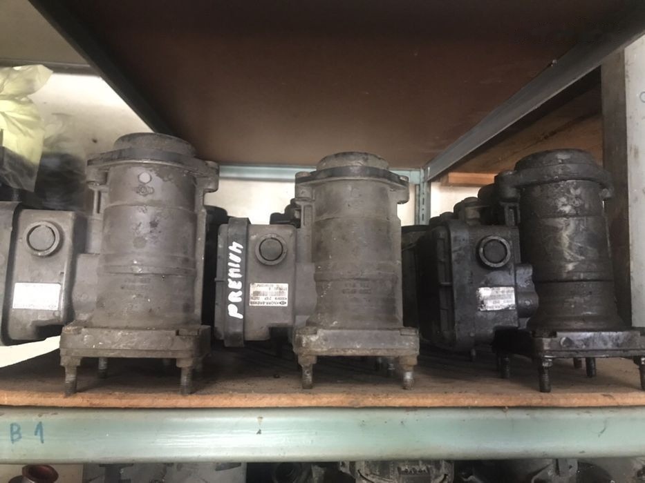 Europa K000919 Renault Premium Rvi - صمام الفرامل - شاحنة: صورة 1 Europa K000919 Renault Premium Rvi - صمام الفرامل - شاحنة: صورة 1