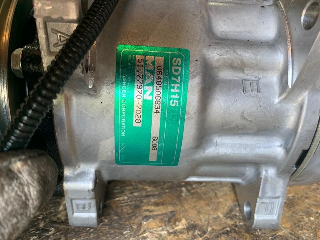 MAN Sanden SD7H15 51.77970-7028 MAN TGA TGM TGX TGL NEOPLAN BUS truck - كمبروسر مكيف - شاحنة: صورة 5 MAN Sanden SD7H15 51.77970-7028 MAN TGA TGM TGX TGL NEOPLAN BUS truck - كمبروسر مكيف - شاحنة: صورة 5