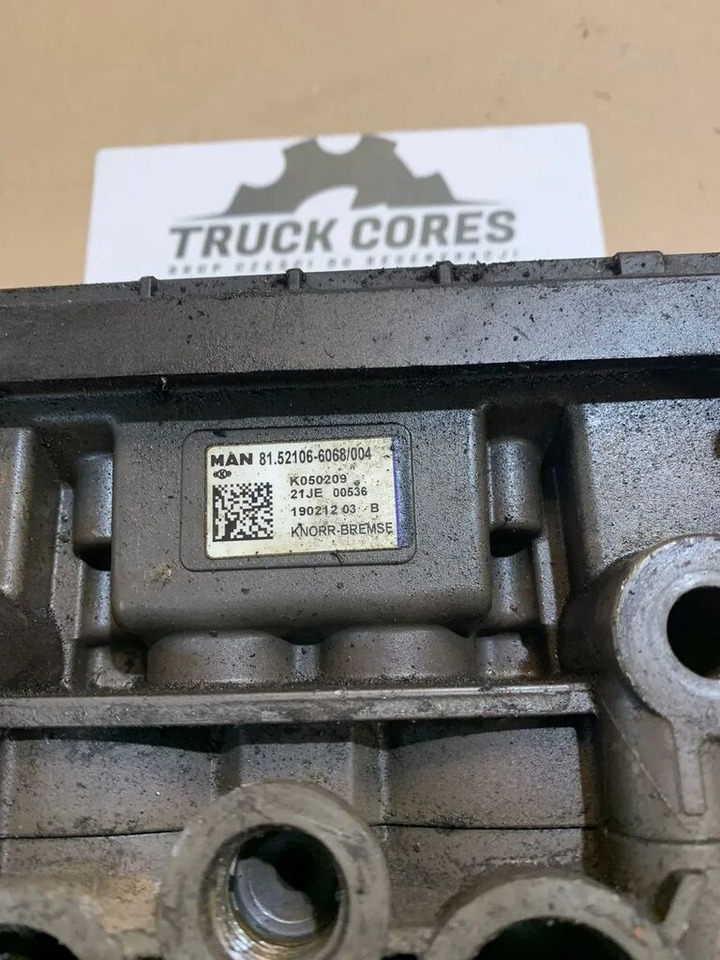 Modulator Podwójny EBS K050209 E6 KNORR BREMSE MAN TGX, TGL, TGM K050209 - صمام الفرامل - شاحنة: صورة 2 Modulator Podwójny EBS K050209 E6 KNORR BREMSE MAN TGX, TGL, TGM K050209 - صمام الفرامل - شاحنة: صورة 2