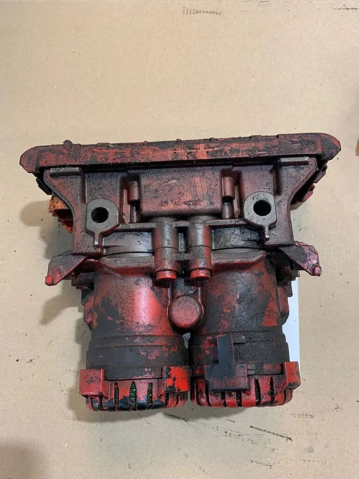 Modulator Podwójny KNORR BREMSE MAN K050210 Zawór EBS K050210 - صمام الفرامل - شاحنة: صورة 4 Modulator Podwójny KNORR BREMSE MAN K050210 Zawór EBS K050210 - صمام الفرامل - شاحنة: صورة 4