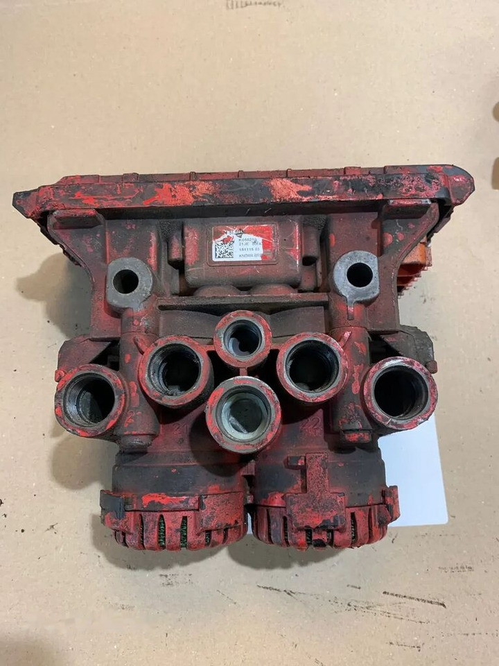 Modulator Podwójny KNORR BREMSE MAN K050210 Zawór EBS K050210 - صمام الفرامل - شاحنة: صورة 2 Modulator Podwójny KNORR BREMSE MAN K050210 Zawór EBS K050210 - صمام الفرامل - شاحنة: صورة 2