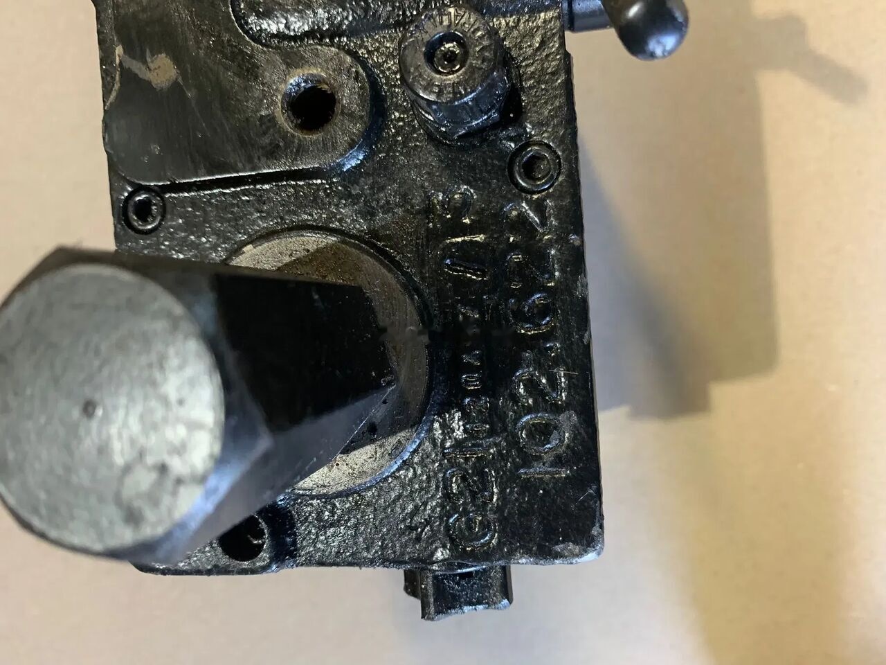 POMPA WYWROTU KABINY MAN TGX18.440 102622 truck - مضخة هيدروليكية - شاحنة: صورة 2 POMPA WYWROTU KABINY MAN TGX18.440 102622 truck - مضخة هيدروليكية - شاحنة: صورة 2