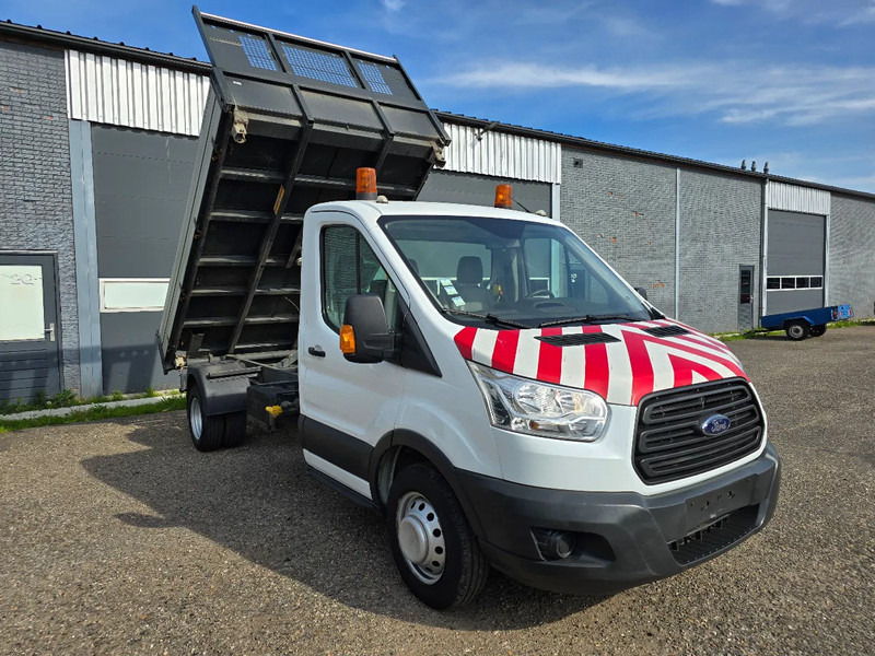 Ford Transit - قلاب صغير: صورة 2 Ford Transit - قلاب صغير: صورة 2