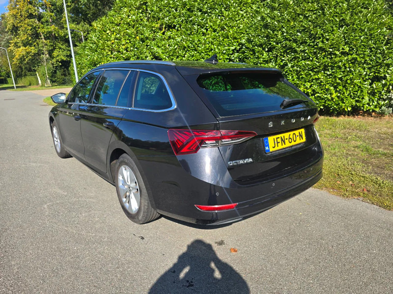 Škoda Octavia Combi 1.0 Benzine - سيارة: صورة 3 Škoda Octavia Combi 1.0 Benzine - سيارة: صورة 3