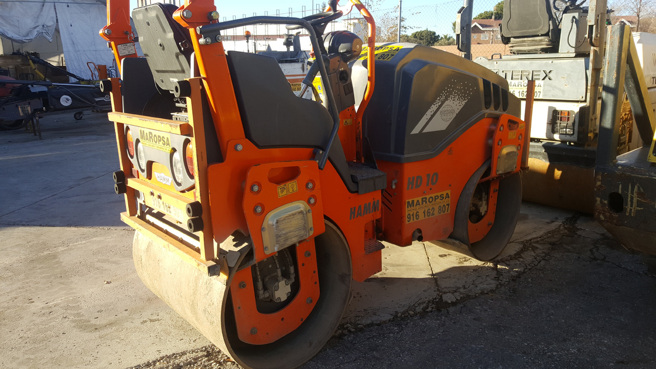 Doble Vibrante Hamm HD 10VV - مدحلة اسفلت: صورة 1 Doble Vibrante Hamm HD 10VV - مدحلة اسفلت: صورة 1