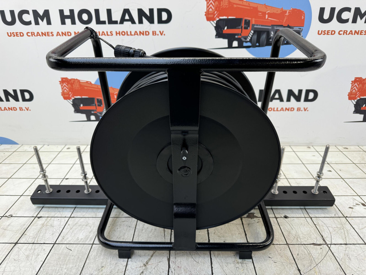 جديدة الكابينة والداخلية - رافعة مجنزرة BCS VH-3610-10 set new: صورة 7 جديدة الكابينة والداخلية - رافعة مجنزرة BCS VH-3610-10 set new: صورة 7