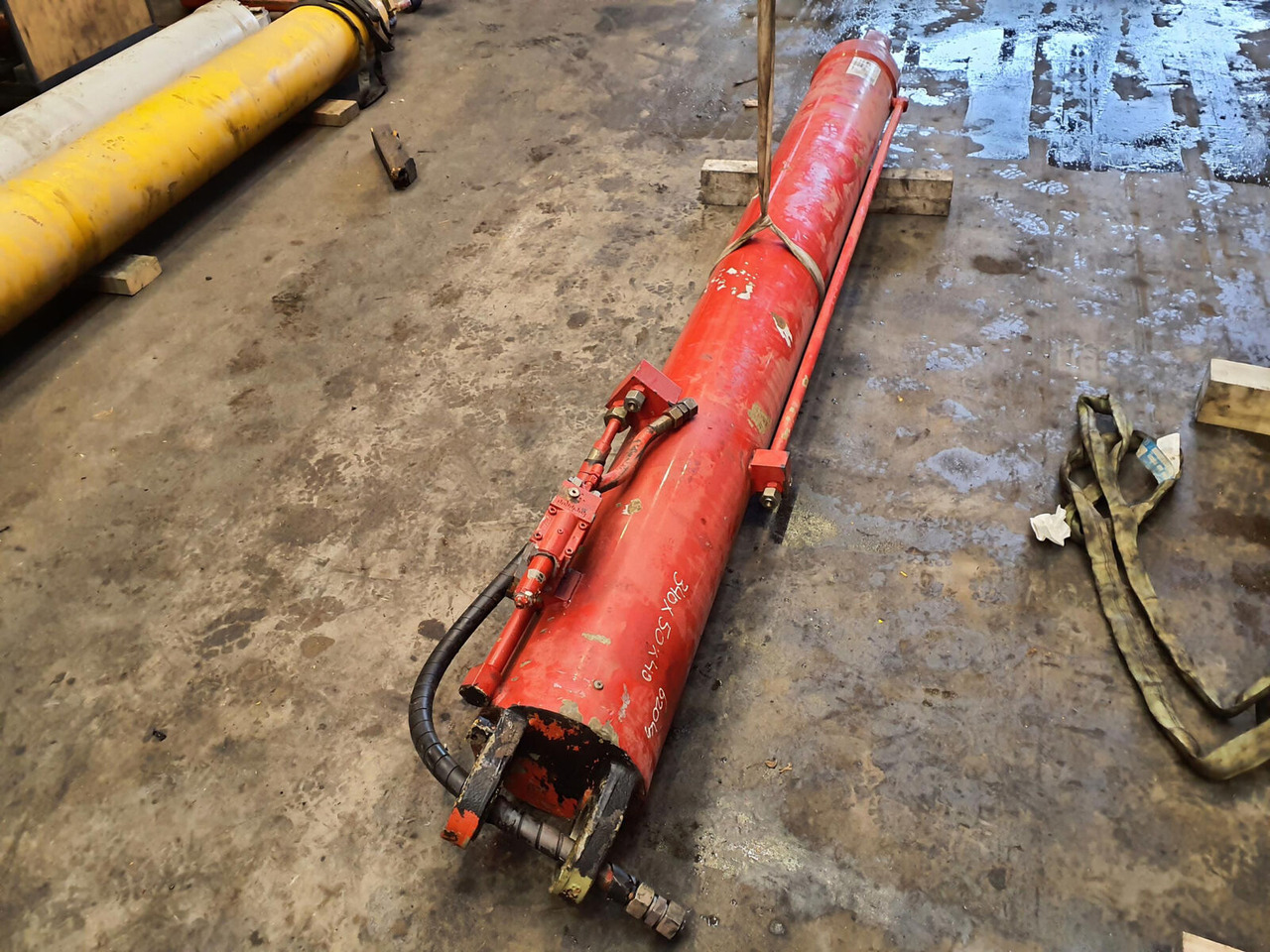 FAUN ATF 60-4 boom cylinder - اسطوانة هيدروليكية - موبايل كرين: صورة 3 FAUN ATF 60-4 boom cylinder - اسطوانة هيدروليكية - موبايل كرين: صورة 3
