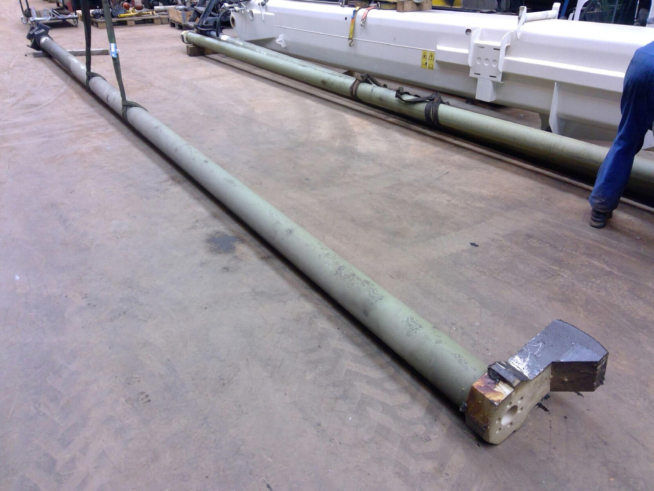 FAUN ATF 60-4 telescopic cylinder double - اسطوانة هيدروليكية - موبايل كرين: صورة 4 FAUN ATF 60-4 telescopic cylinder double - اسطوانة هيدروليكية - موبايل كرين: صورة 4