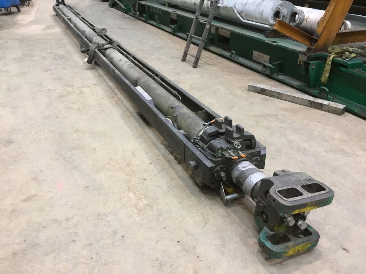 FAUN ATF 80-4 Telescopic boom cylinder - اسطوانة هيدروليكية - موبايل كرين: صورة 2 FAUN ATF 80-4 Telescopic boom cylinder - اسطوانة هيدروليكية - موبايل كرين: صورة 2