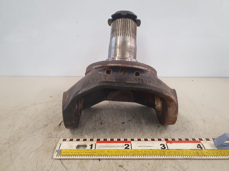 Faun ATF 30 axle 2 steering knuckle 16 holes - مفصل التوجيه - رافعة: صورة 1 Faun ATF 30 axle 2 steering knuckle 16 holes - مفصل التوجيه - رافعة: صورة 1