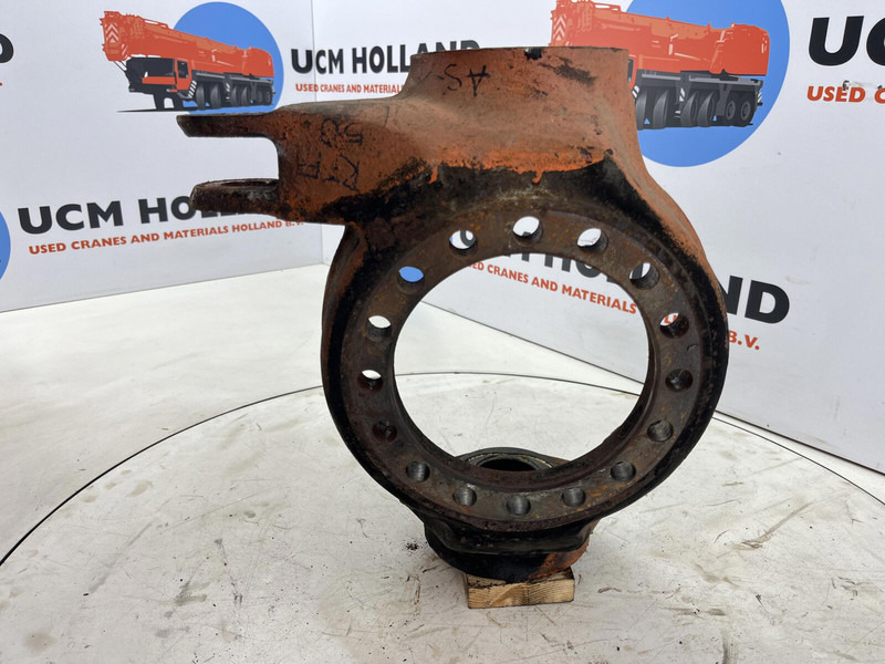Faun RTF 50 Steering knuckle 16 holes axle 1 right - مفصل التوجيه - رافعة: صورة 2 Faun RTF 50 Steering knuckle 16 holes axle 1 right - مفصل التوجيه - رافعة: صورة 2