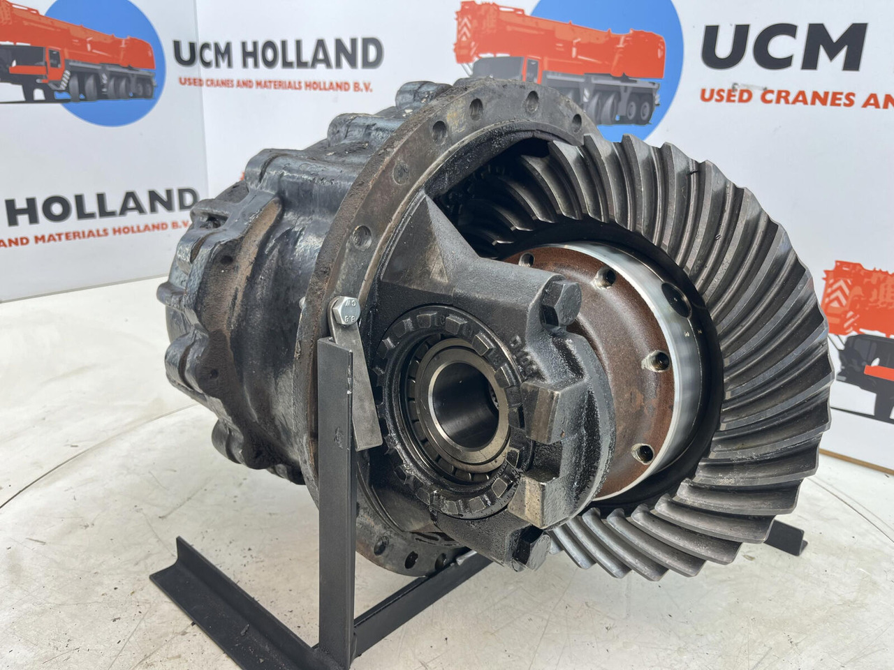 Gottwald end differential 14x34 axle 2 - صندوق التروس التفاضلية - رافعة: صورة 1 Gottwald end differential 14x34 axle 2 - صندوق التروس التفاضلية - رافعة: صورة 1