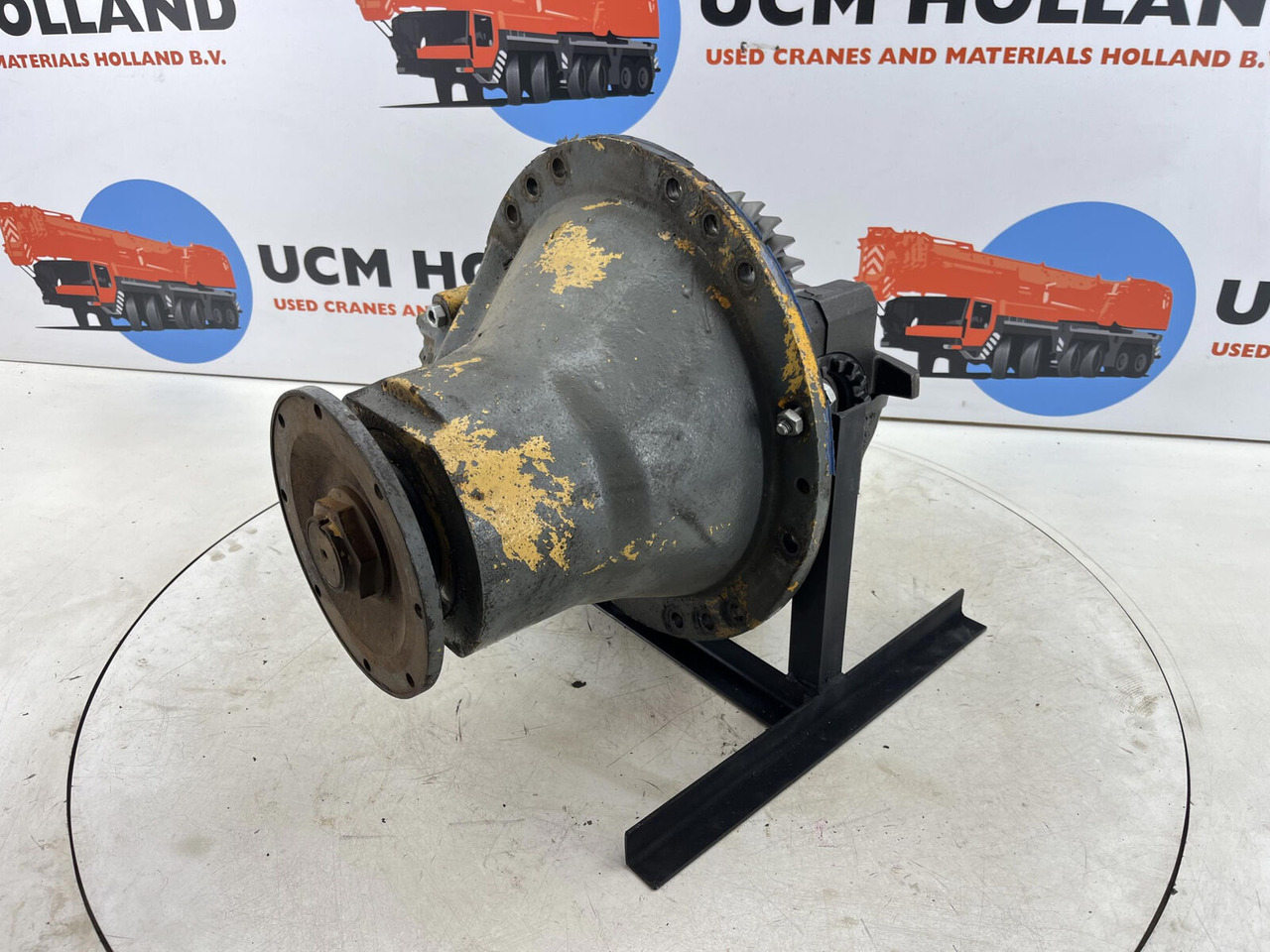 Grove AT 633 end differential 13x35 axle 2 - صندوق التروس التفاضلية: صورة 4 Grove AT 633 end differential 13x35 axle 2 - صندوق التروس التفاضلية: صورة 4