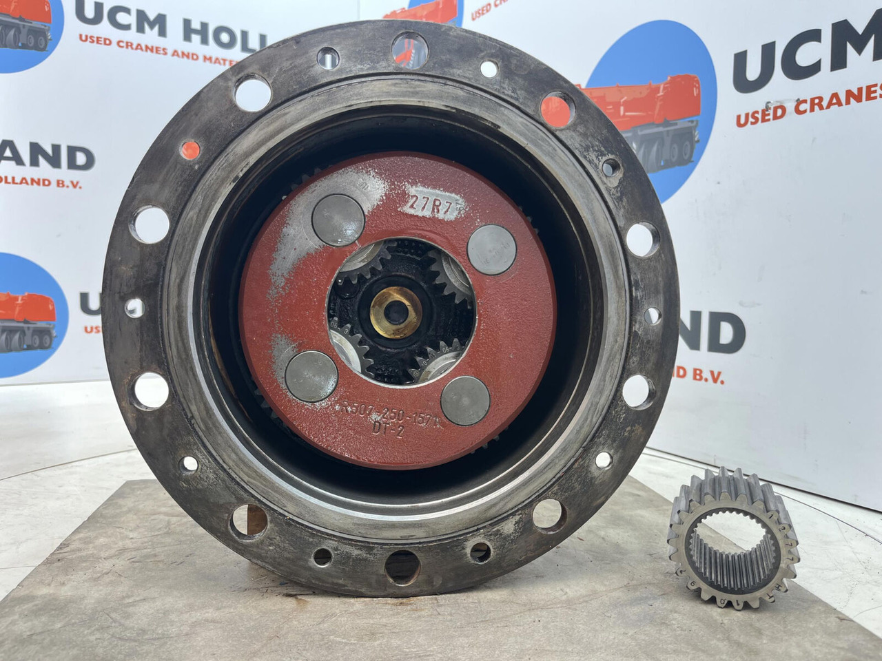 Grove AT 633 planetary gear 22-25-74-38-4pl-H137-46 - نقل الحركة - موبايل كرين: صورة 4 Grove AT 633 planetary gear 22-25-74-38-4pl-H137-46 - نقل الحركة - موبايل كرين: صورة 4