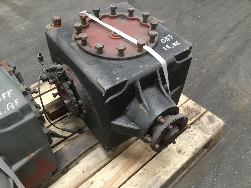 Grove GMK 2035 Diff box axle nr 1 - صندوق التروس التفاضلية - رافعة: صورة 2 Grove GMK 2035 Diff box axle nr 1 - صندوق التروس التفاضلية - رافعة: صورة 2
