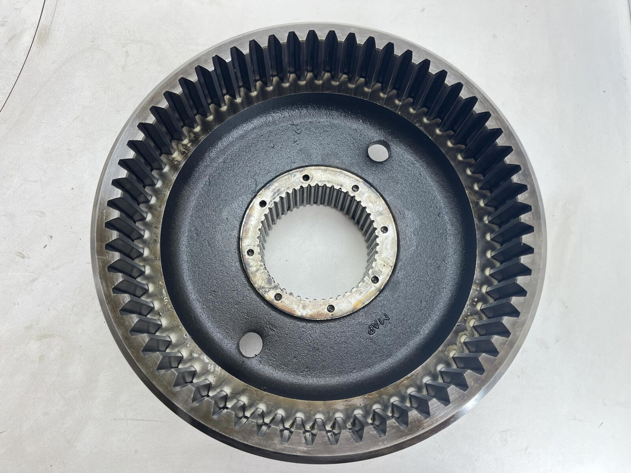 محرك السفر - موبايل كرين Grove GMK 2035 planetary gear 12-23-60-34-3pl-H135-46-10: صورة 6 محرك السفر - موبايل كرين Grove GMK 2035 planetary gear 12-23-60-34-3pl-H135-46-10: صورة 6