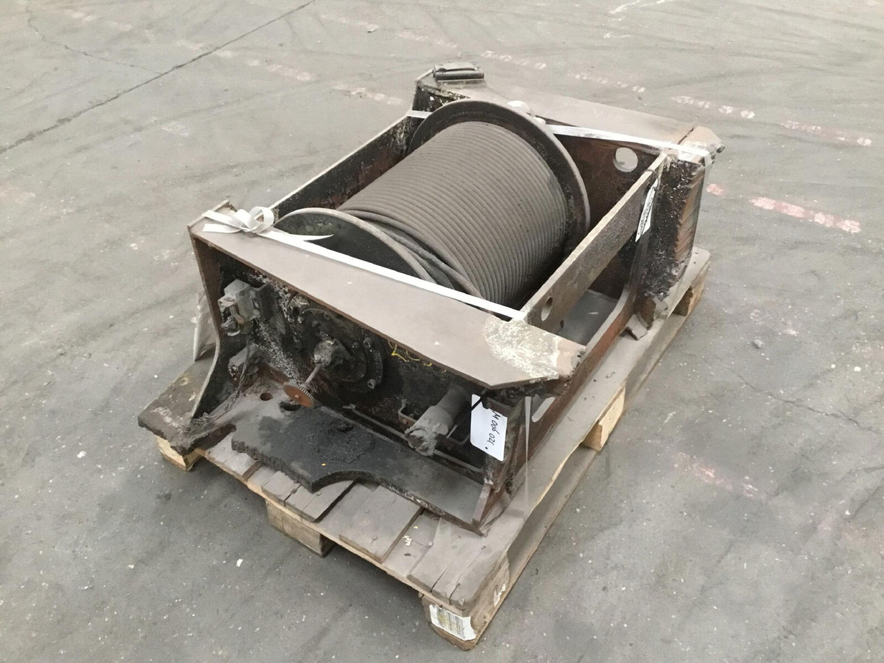 Grove GMK 2035 winch - ونش لإنقاذ السيارات - موبايل كرين: صورة 1 Grove GMK 2035 winch - ونش لإنقاذ السيارات - موبايل كرين: صورة 1