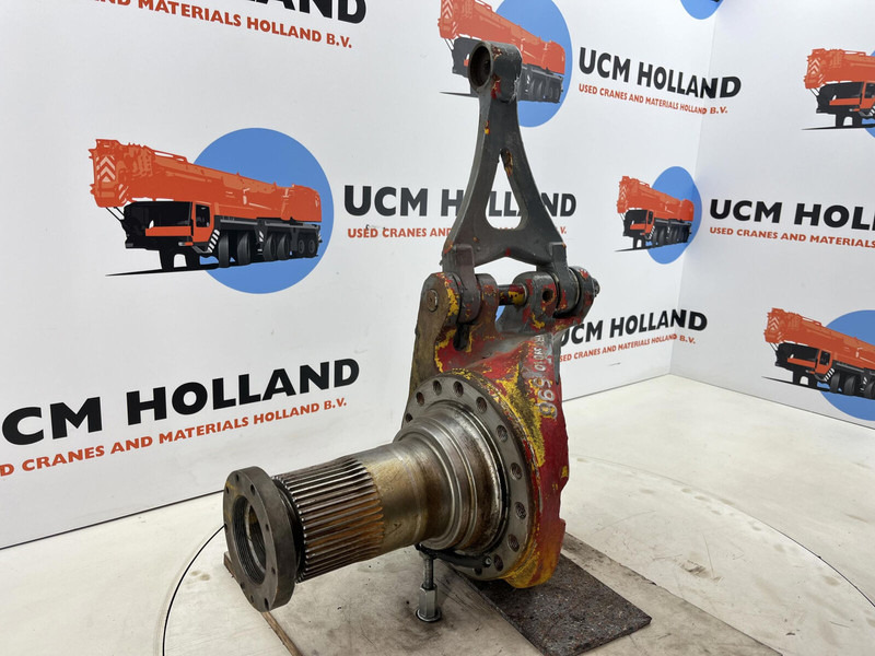 Grove GMK 3050 Steering knuckle axle 1 and 2 left - مفصل التوجيه - رافعة: صورة 1 Grove GMK 3050 Steering knuckle axle 1 and 2 left - مفصل التوجيه - رافعة: صورة 1