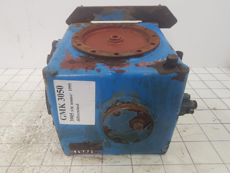 Grove GMK 3050 axle 3 diff box - صندوق التروس التفاضلية - رافعة: صورة 2 Grove GMK 3050 axle 3 diff box - صندوق التروس التفاضلية - رافعة: صورة 2