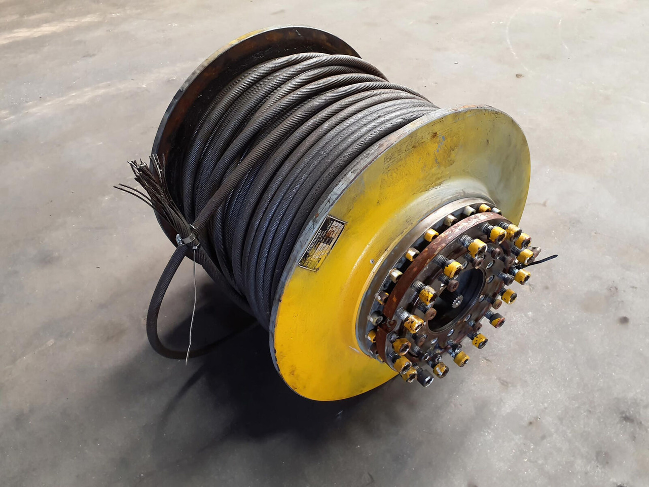 Grove GMK 3050 winch complete with brake - ونش لإنقاذ السيارات - موبايل كرين: صورة 3 Grove GMK 3050 winch complete with brake - ونش لإنقاذ السيارات - موبايل كرين: صورة 3