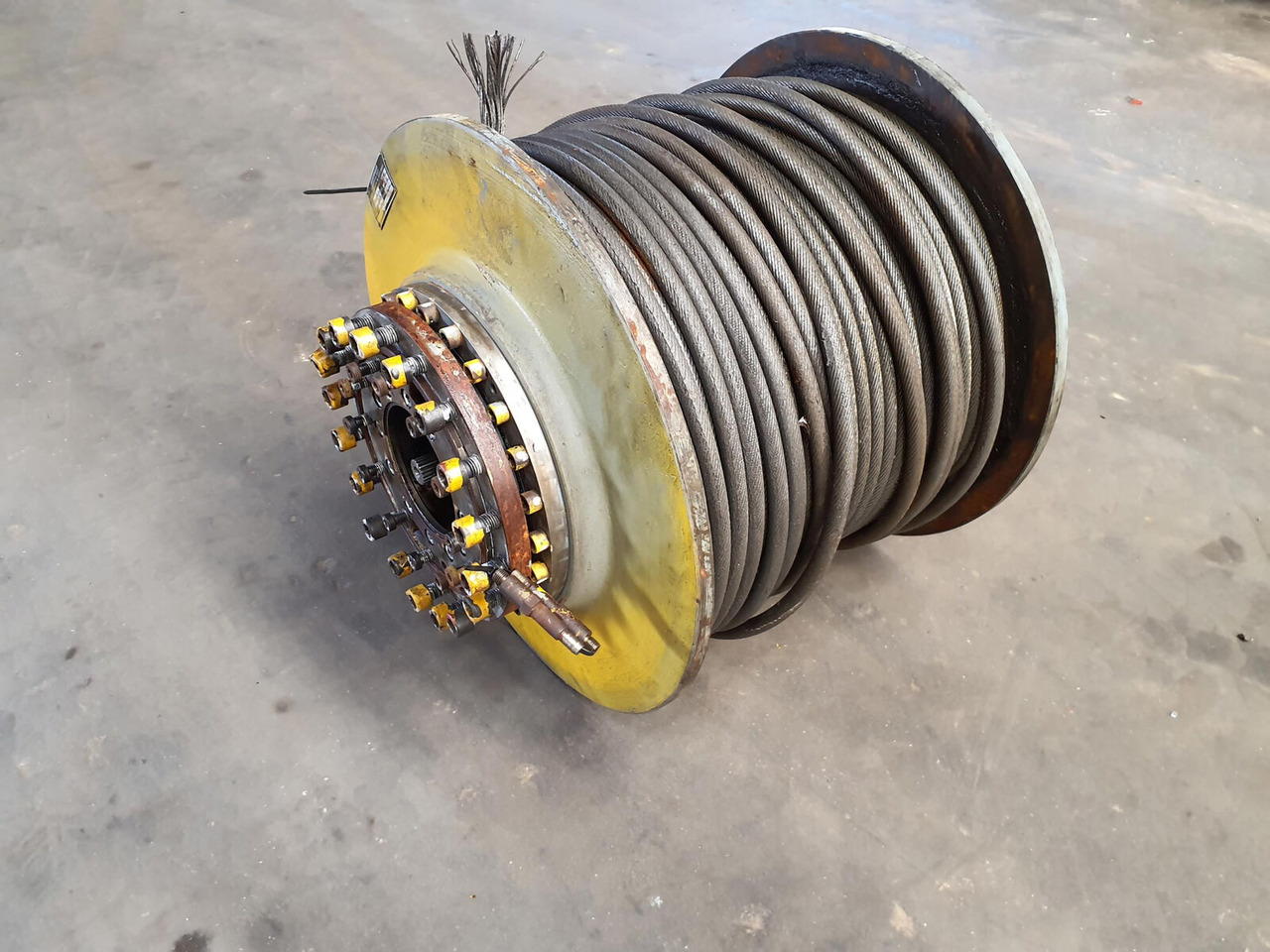 Grove GMK 3050 winch complete with brake - ونش لإنقاذ السيارات - موبايل كرين: صورة 2 Grove GMK 3050 winch complete with brake - ونش لإنقاذ السيارات - موبايل كرين: صورة 2