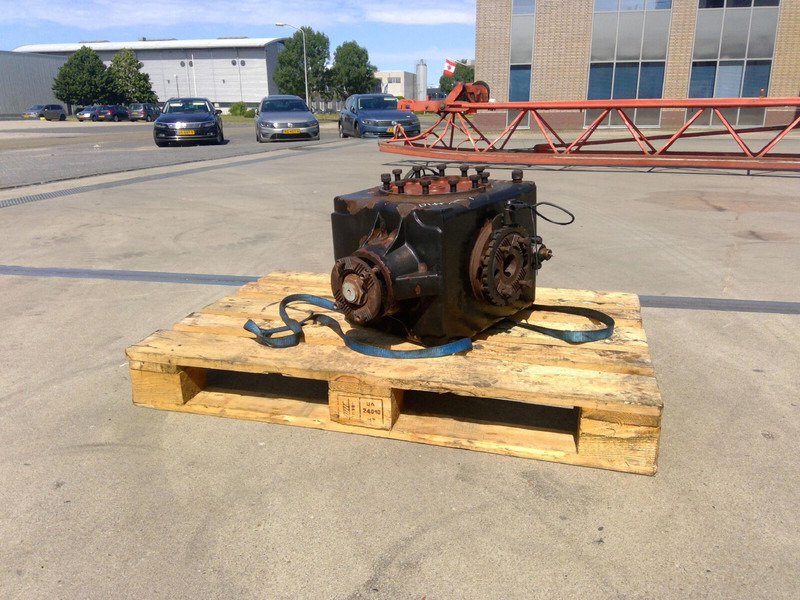 Grove GMK 3055 diff box axle 1 - صندوق التروس التفاضلية - رافعة: صورة 1 Grove GMK 3055 diff box axle 1 - صندوق التروس التفاضلية - رافعة: صورة 1