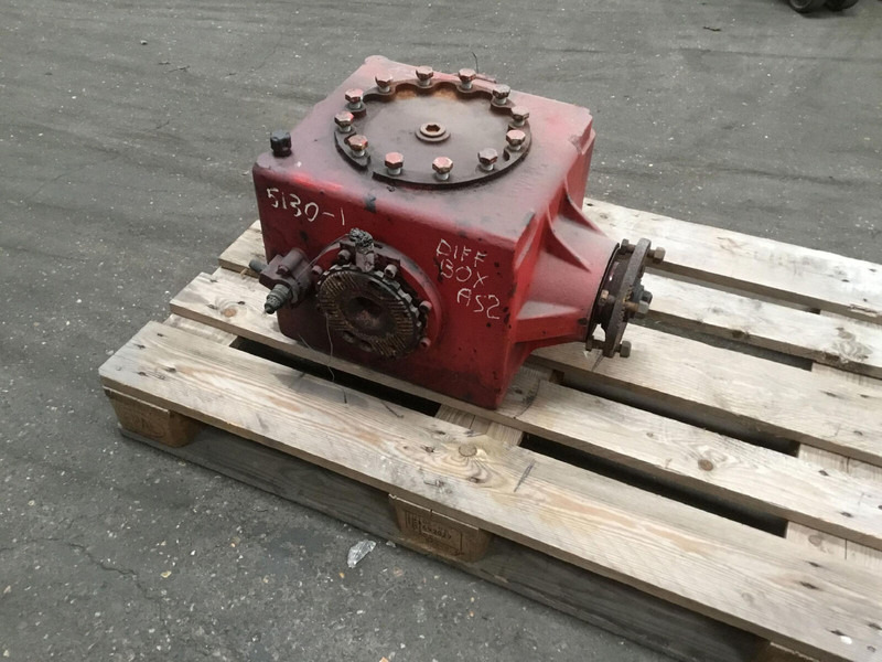 Grove GMK 5130-1 axle 2 diff box - صندوق التروس التفاضلية - رافعة: صورة 1 Grove GMK 5130-1 axle 2 diff box - صندوق التروس التفاضلية - رافعة: صورة 1