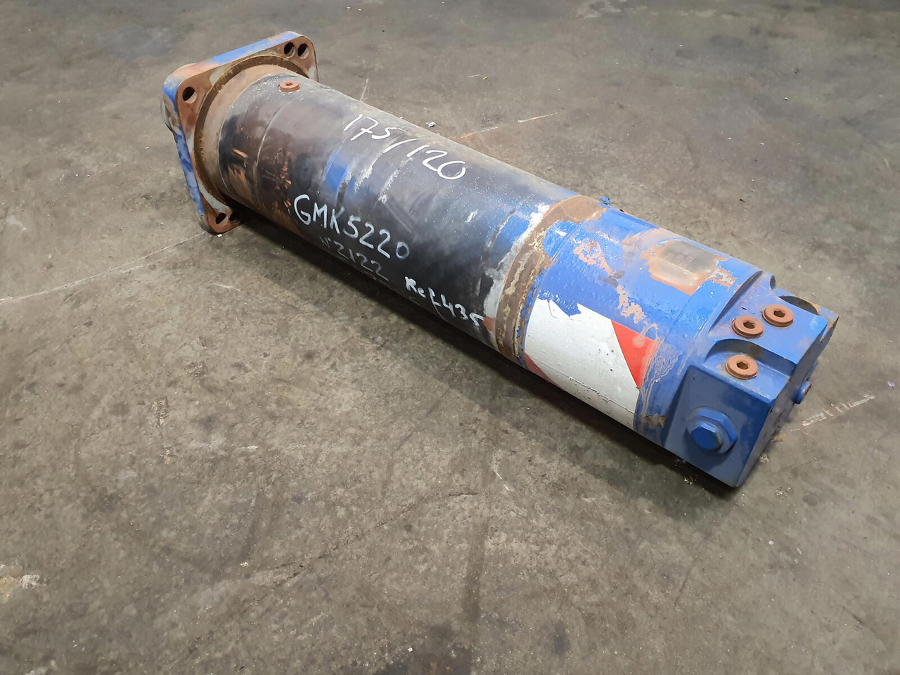 Grove GMK 5220, 5170 outrigger cylinder - تعليق - موبايل كرين: صورة 4 Grove GMK 5220, 5170 outrigger cylinder - تعليق - موبايل كرين: صورة 4