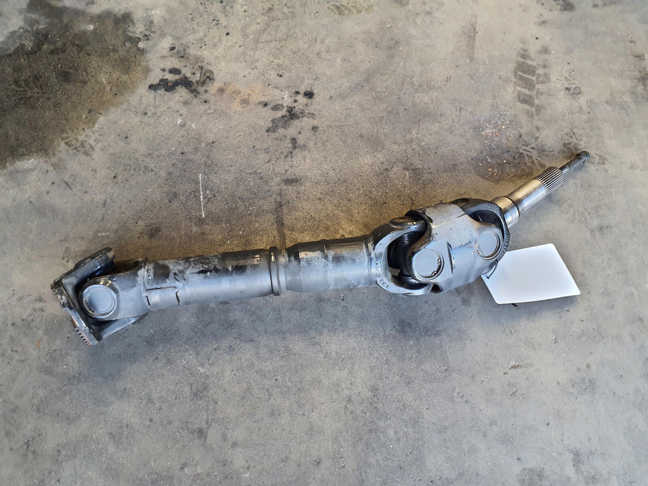 Grove GMK 6400 drive shaft axle 1 - نصف رمح - آلات البناء: صورة 2 Grove GMK 6400 drive shaft axle 1 - نصف رمح - آلات البناء: صورة 2