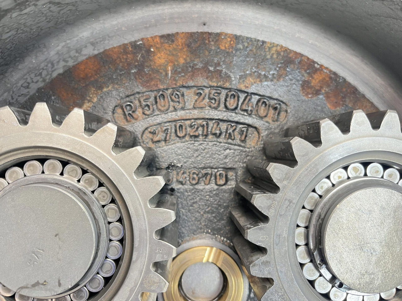 محرك السفر - موبايل كرين Grove GMK planetary gear 12-23-60-34-3pl-H135-46: صورة 7 محرك السفر - موبايل كرين Grove GMK planetary gear 12-23-60-34-3pl-H135-46: صورة 7