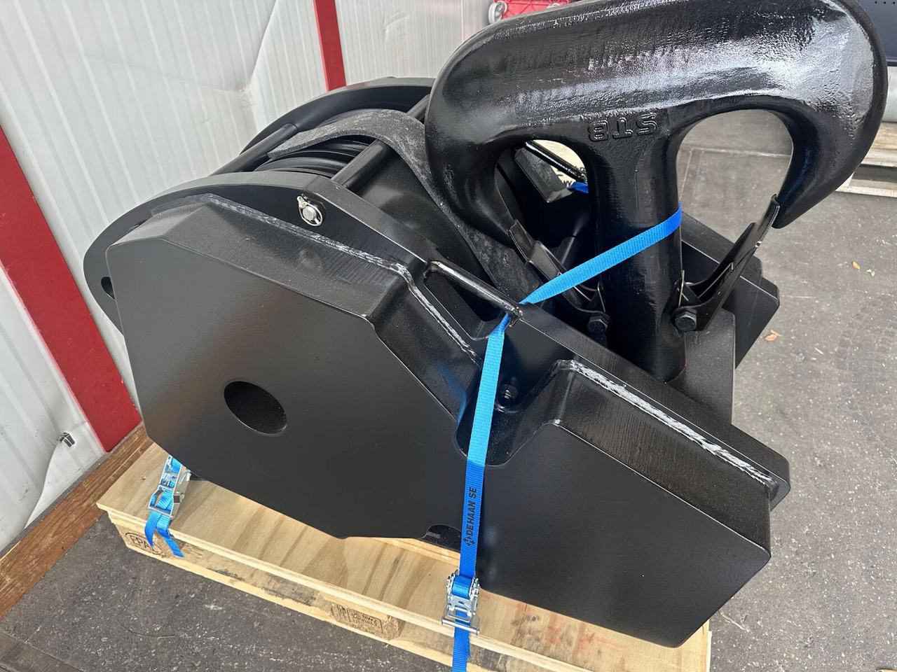 Hook block 23mm 5 sheave 125 ton - ونش لإنقاذ السيارات - موبايل كرين: صورة 1 Hook block 23mm 5 sheave 125 ton - ونش لإنقاذ السيارات - موبايل كرين: صورة 1