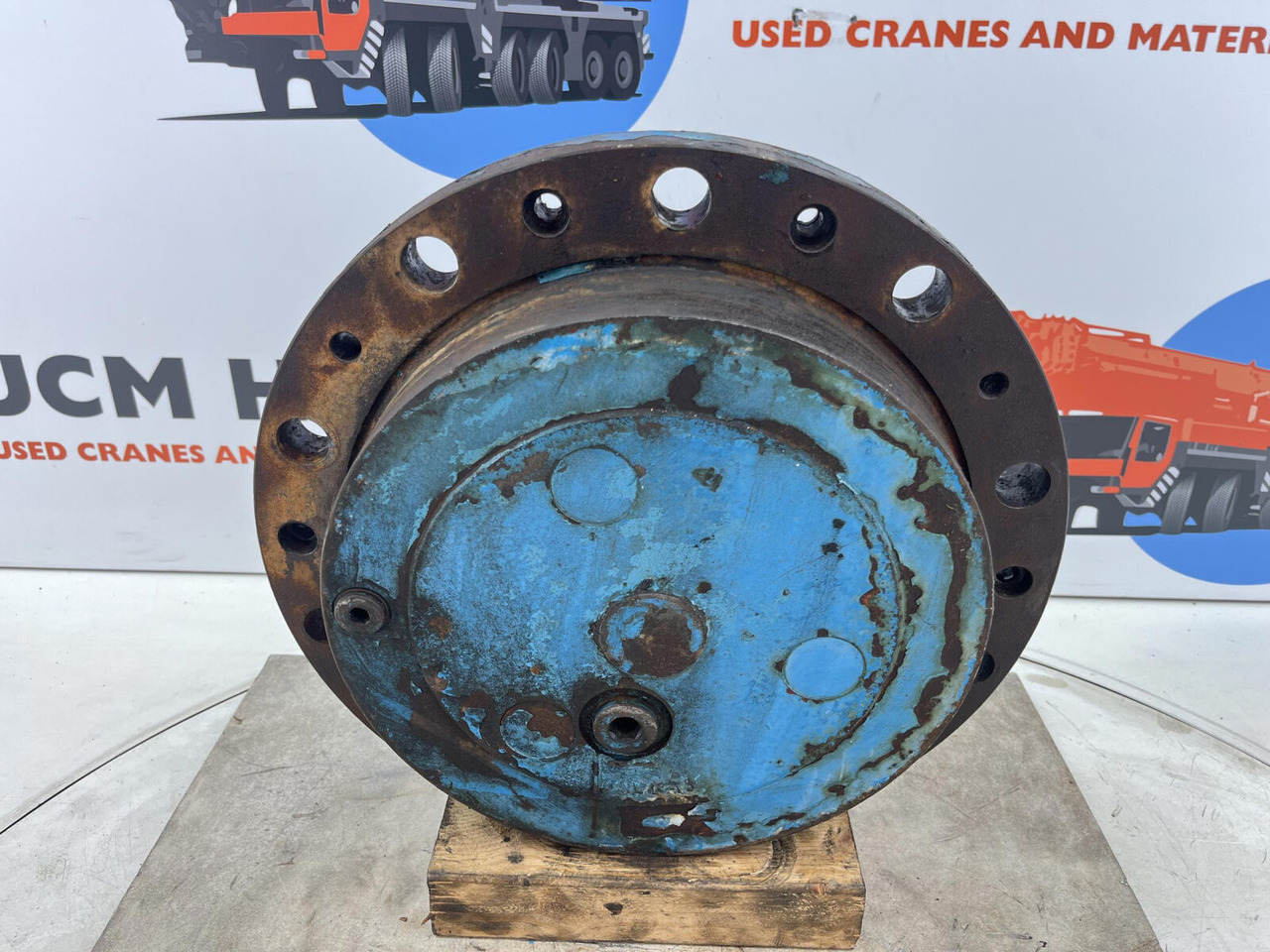Kessler+Co Kessler Planetary gear 17-24-67-32-3pl-H83-42 - محرك السفر - موبايل كرين: صورة 1 Kessler+Co Kessler Planetary gear 17-24-67-32-3pl-H83-42 - محرك السفر - موبايل كرين: صورة 1