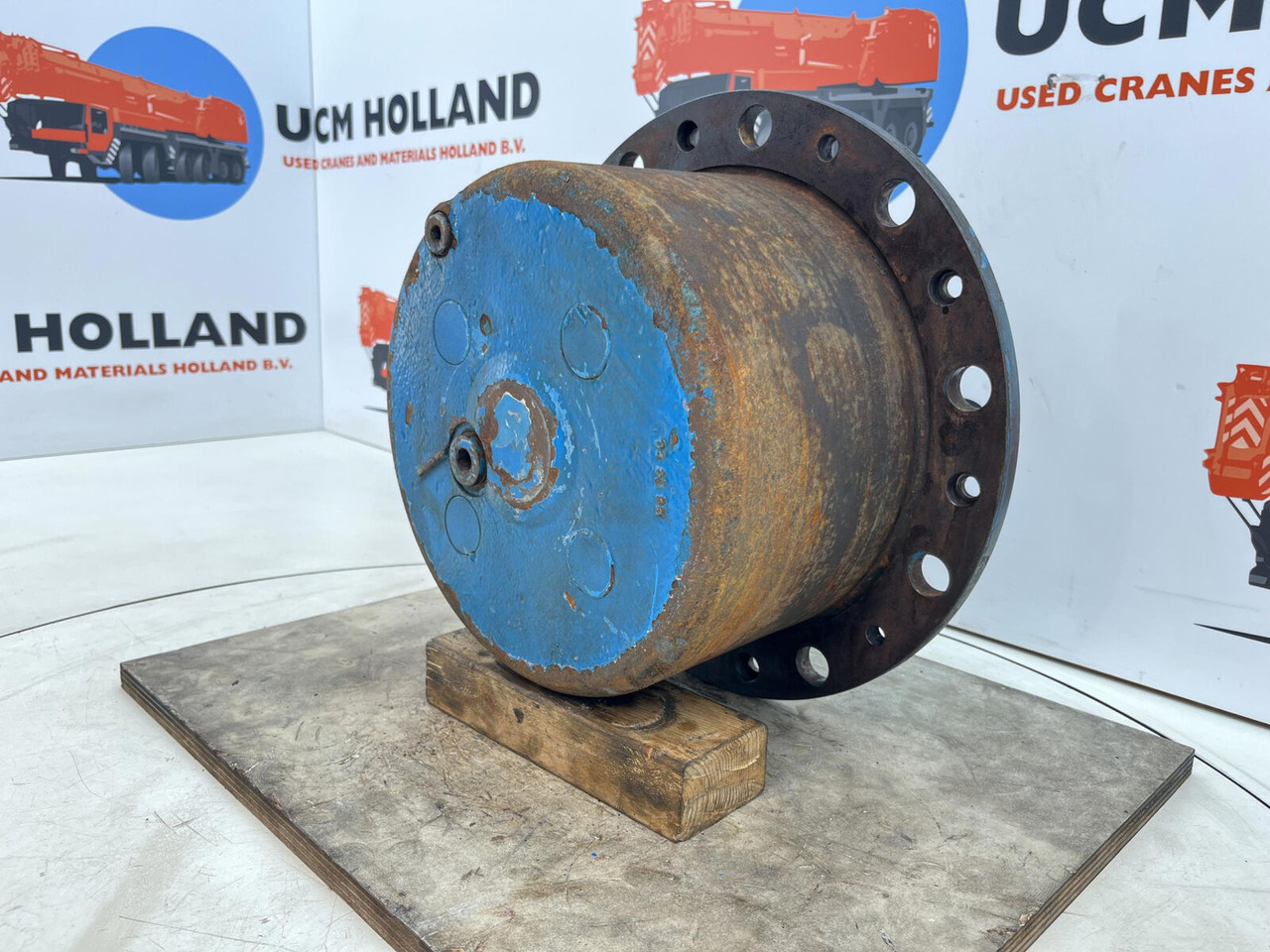 Kessler+Co Kessler planetary gear 22-25-74-40-4pl-H172-46 - محرك السفر - رافعة: صورة 2 Kessler+Co Kessler planetary gear 22-25-74-40-4pl-H172-46 - محرك السفر - رافعة: صورة 2