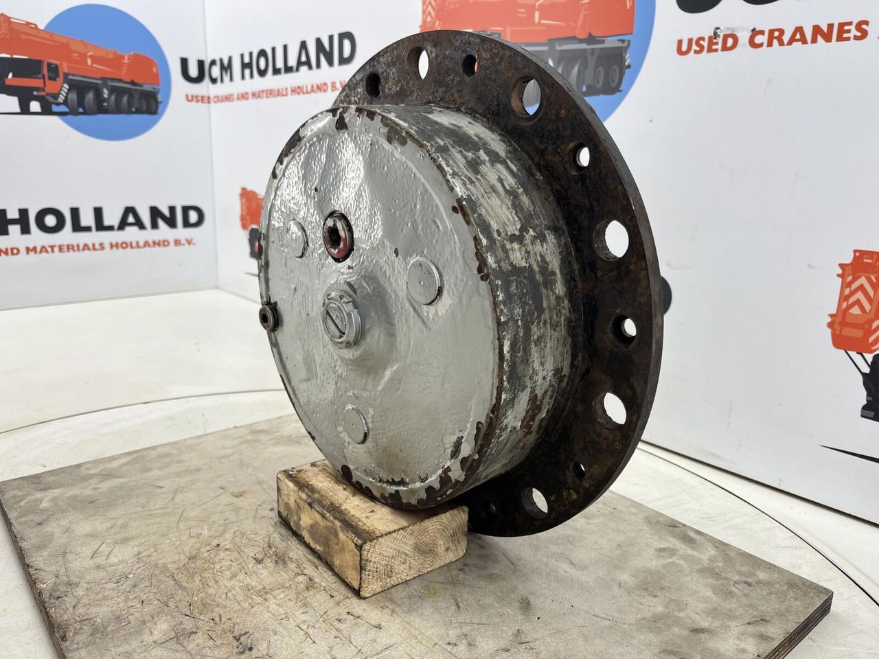 Kessler Planetary gear 31-15-62-40-3pl-H84-46 - محرك سوينغ - رافعة: صورة 2 Kessler Planetary gear 31-15-62-40-3pl-H84-46 - محرك سوينغ - رافعة: صورة 2