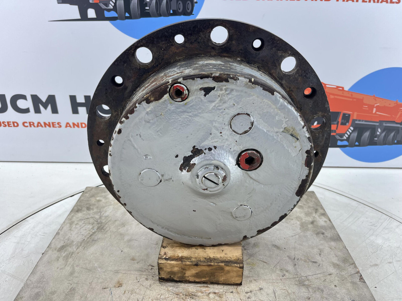 Kessler Planetary gear 31-15-62-40-pl-H84-46 - محرك السفر - موبايل كرين: صورة 1 Kessler Planetary gear 31-15-62-40-pl-H84-46 - محرك السفر - موبايل كرين: صورة 1