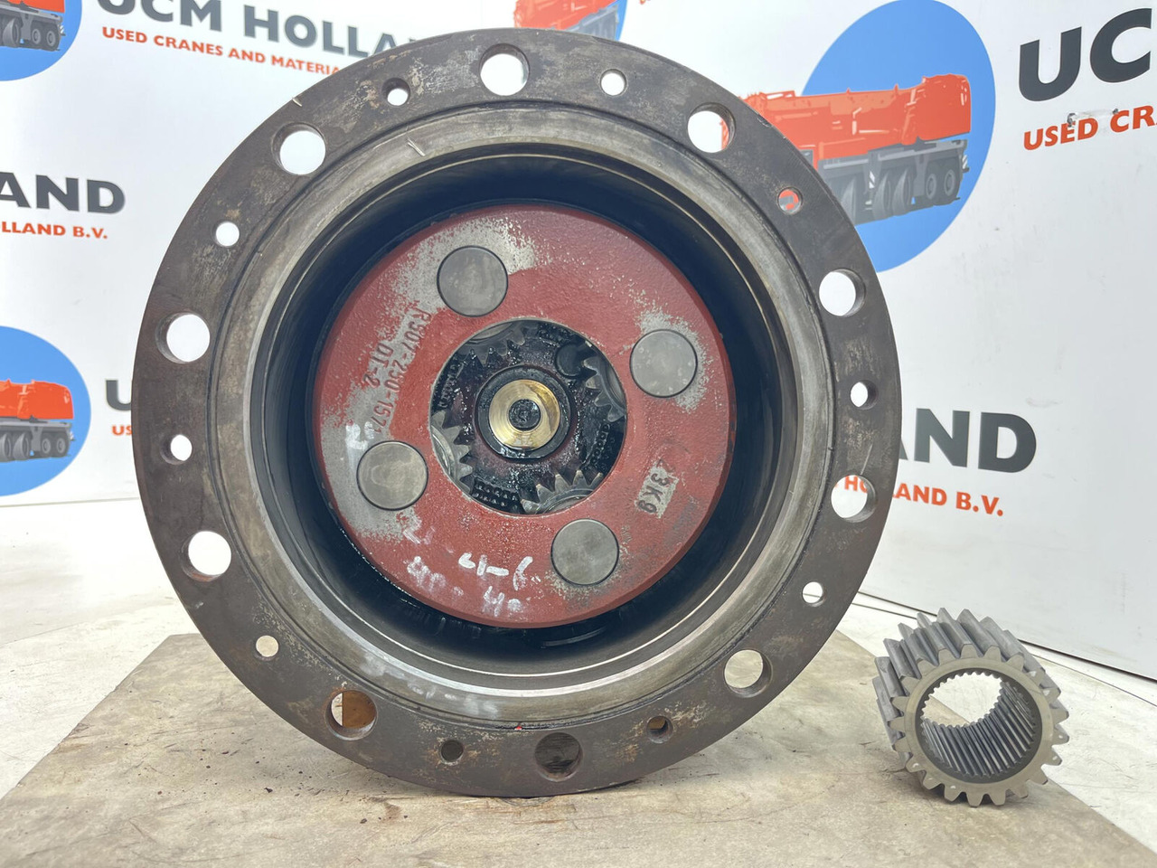 Kessler planetary gear 21-21-63-40-4pl-H140-46 - محرك السفر - رافعة: صورة 4 Kessler planetary gear 21-21-63-40-4pl-H140-46 - محرك السفر - رافعة: صورة 4