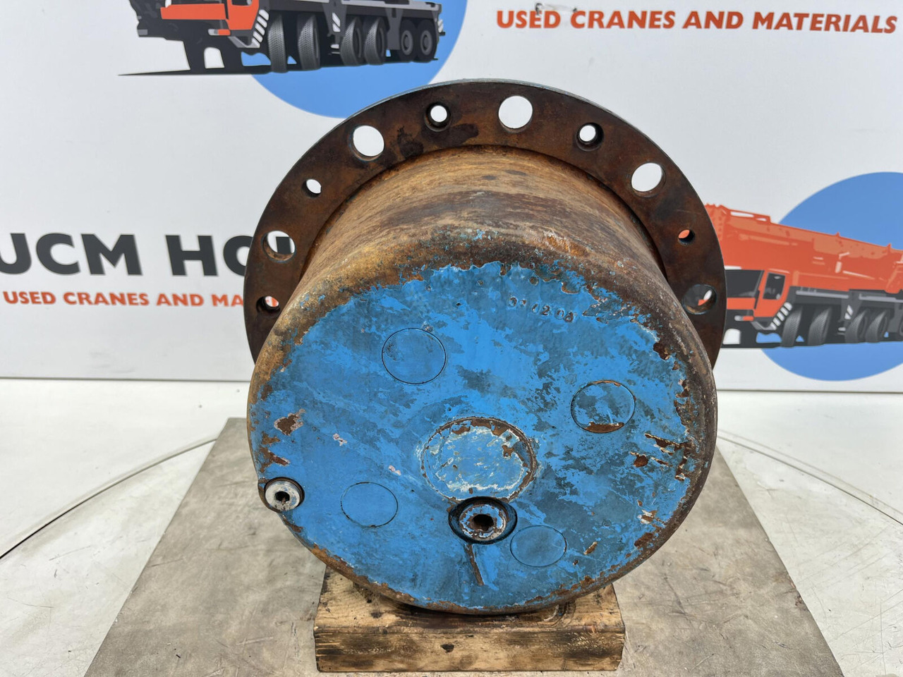 Kessler planetary gear 22-25-74-40-4pl-H172-46 - محرك السفر - رافعة: صورة 1 Kessler planetary gear 22-25-74-40-4pl-H172-46 - محرك السفر - رافعة: صورة 1