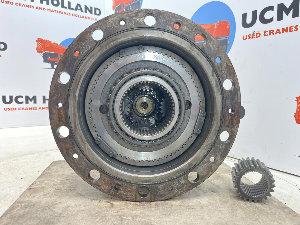 Kessler planetary gear 22-25-74-40-4pl-H177-46 - محرك السفر - موبايل كرين: صورة 5 Kessler planetary gear 22-25-74-40-4pl-H177-46 - محرك السفر - موبايل كرين: صورة 5