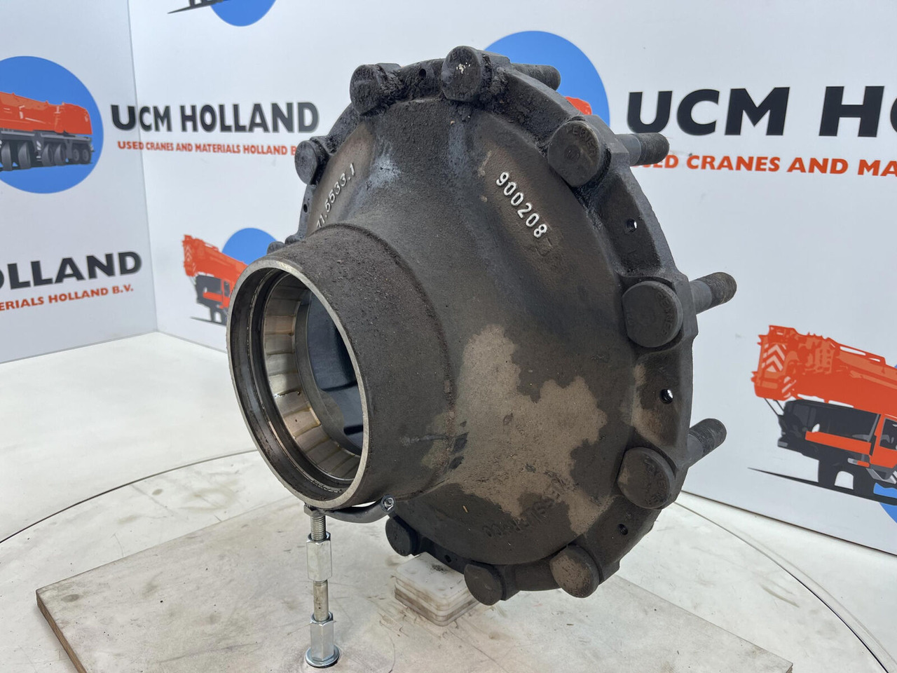 Krupp KMK 3045 Megatrak wheel hub - محور - رافعة: صورة 4 Krupp KMK 3045 Megatrak wheel hub - محور - رافعة: صورة 4