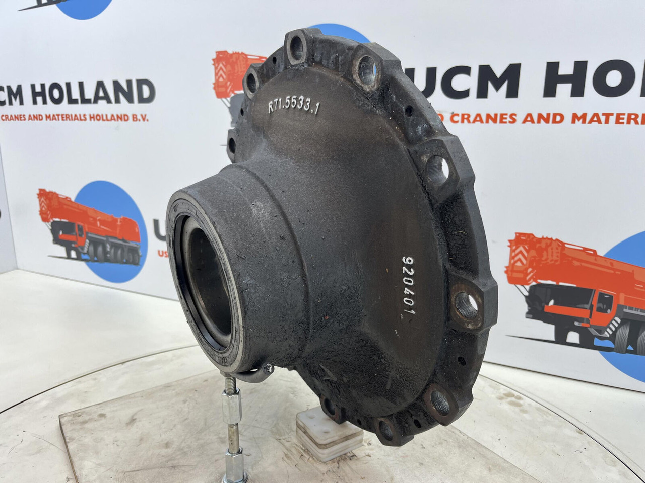 Krupp KMK 3045 Megatrak wheel hub - محور - رافعة: صورة 3 Krupp KMK 3045 Megatrak wheel hub - محور - رافعة: صورة 3